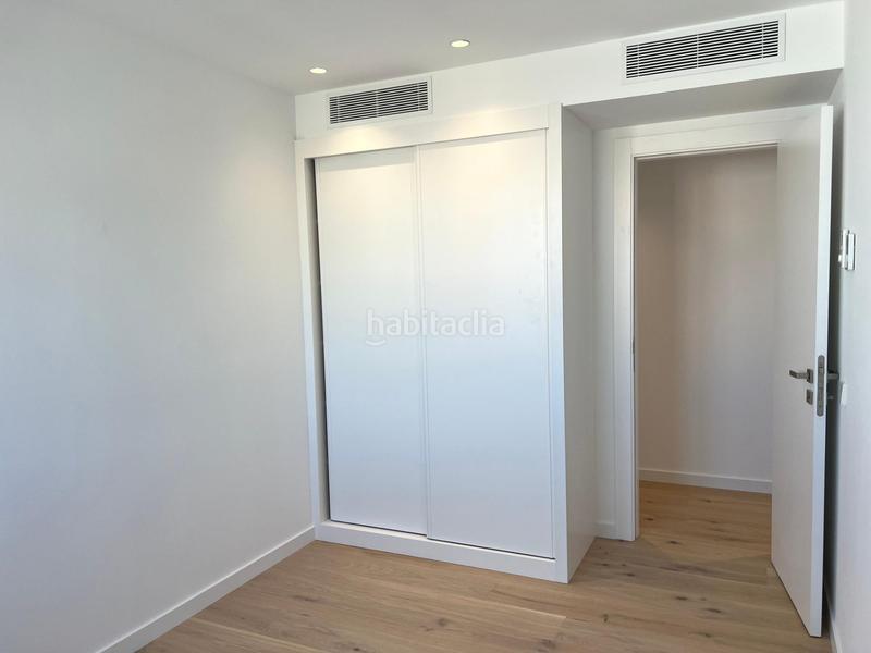 Foto 42ed37ba-db67-4d98-acdf-d43ee26d639c. Rent flat with heating parking pool in Pere Garau Palma de Mallorca