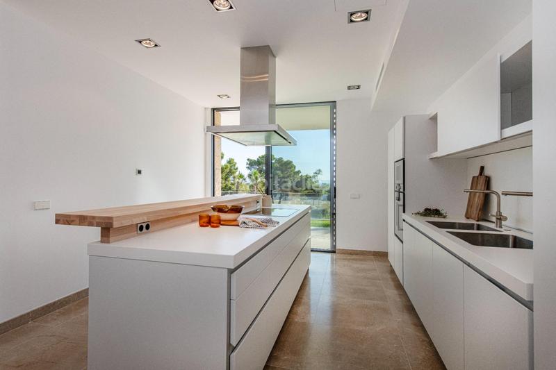 Foto c67b94da-ed7d-4105-a138-a2f18159015a. Chalet avec parking piscine dans Sol de Mallorca Calvià