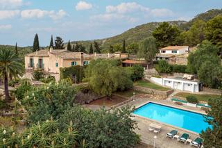 Masia a Gnova. Posesin histrica mallorquina
