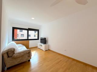 Pis a Avenida tres de mayo 9. Piso en venta - zona cabollanos