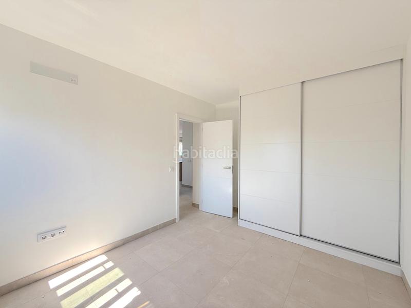 Foto 90beaa43-b43c-4b29-b9ea-f1c1f350eb70. Rent flat with parking pool in Buenavista - Chapatal Santa Cruz de Tenerife