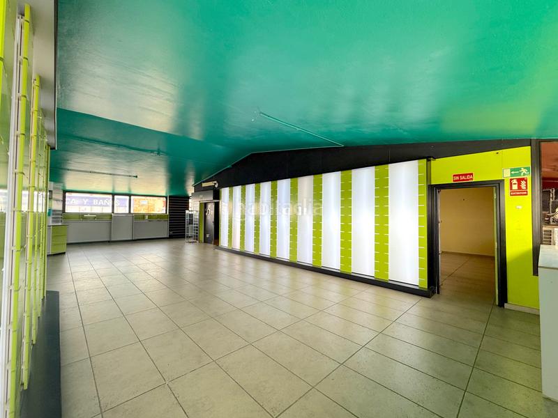 Foto 49a0d588-e534-4700-94f5-d188546bf5e4. Alquiler local comercial en avenida claudio delgado díaz 2 alquiler de local en Las Chafiras en San Miguel de Abona