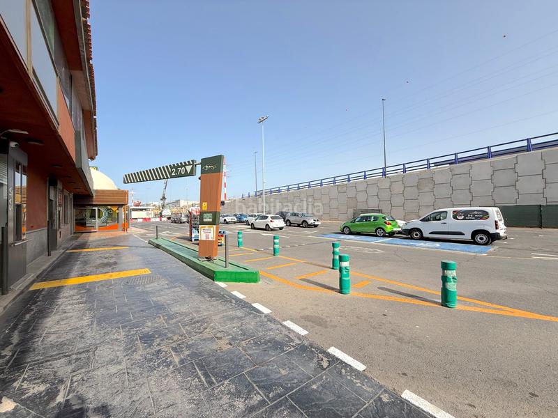 Foto ef5a4338-f34b-4375-a4e9-e66441c4e899. Alquiler local comercial en avenida claudio delgado díaz 2 alquiler de local en Las Chafiras en San Miguel de Abona