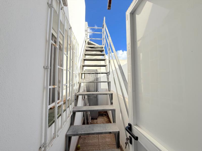 Foto d4371b6d-dd1c-437c-a6f8-407f34ec9302. Semi detached house in Chimisay - Las Delicias - Miramar Santa Cruz de Tenerife