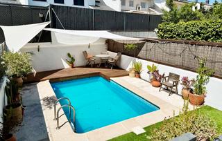 Casa adossada  Calle san javier. Chalet adosado reformado con piscina privada en pozuelo norte –