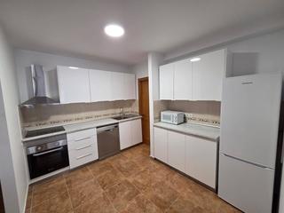 Location Appartement  Calle pasaje 8 de marzo. **piso en alquiler  ideal para tu nuevo hogar**