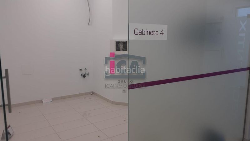 Foto b137c1bb-34aa-46a5-a88b-762b2c118634. Local comercial a Centro Cáceres