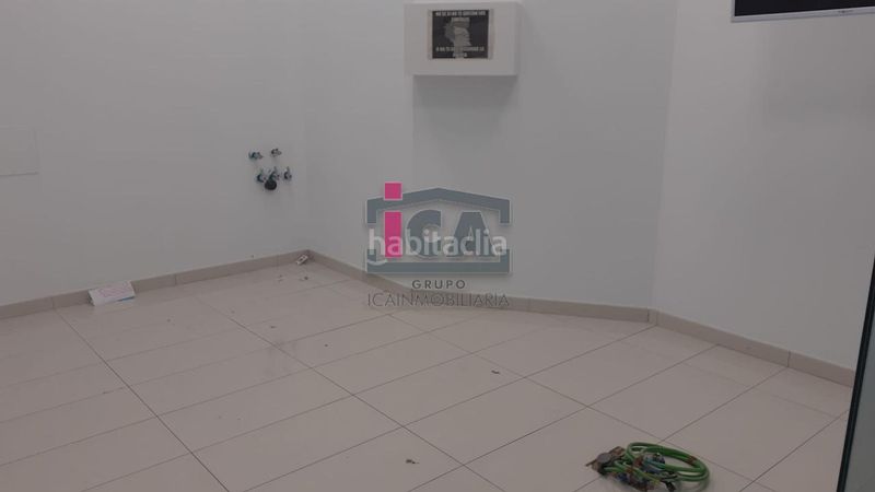 Foto bc5388ce-5e9f-4557-94a2-1b3a0046f915. Local comercial a Centro Cáceres