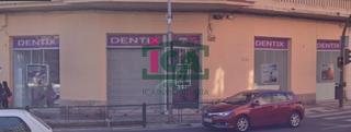 Local commercial  Plaza de américa (cruz de los caidos) cánovas