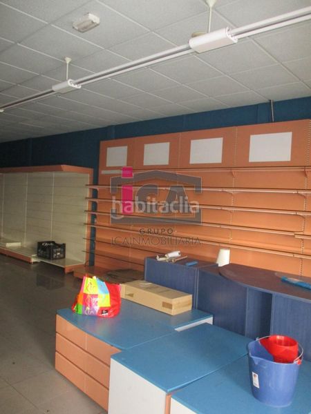 Foto 3a85548a-f20c-4957-9262-c0a49eb1c1fe. Lloguer local comercial a Centro Cáceres