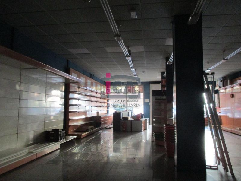 Foto 46232adf-a79a-437d-8de1-787d254dc031. Lloguer local comercial a Centro Cáceres