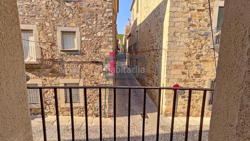 Foto 1e077603-a06d-43b0-8920-e94cf576c24f. House with heating in Casco Antiguo Cáceres