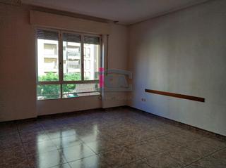 Etagenwohnung  Avda  de  alemania (la cruz)