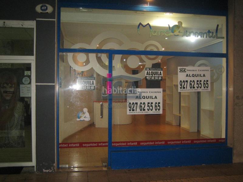 Foto 379841f7-9fc7-495a-b37b-16840f4a7307. Lloguer local comercial a Centro Cáceres
