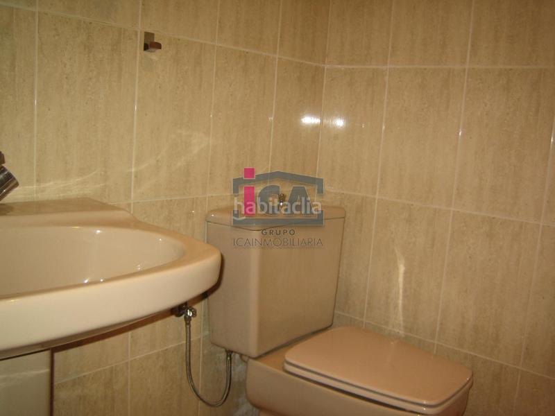 Foto a18515d0-4f1b-4a76-a512-e443d4c1b8eb. Location local commercial dans Centro Cáceres