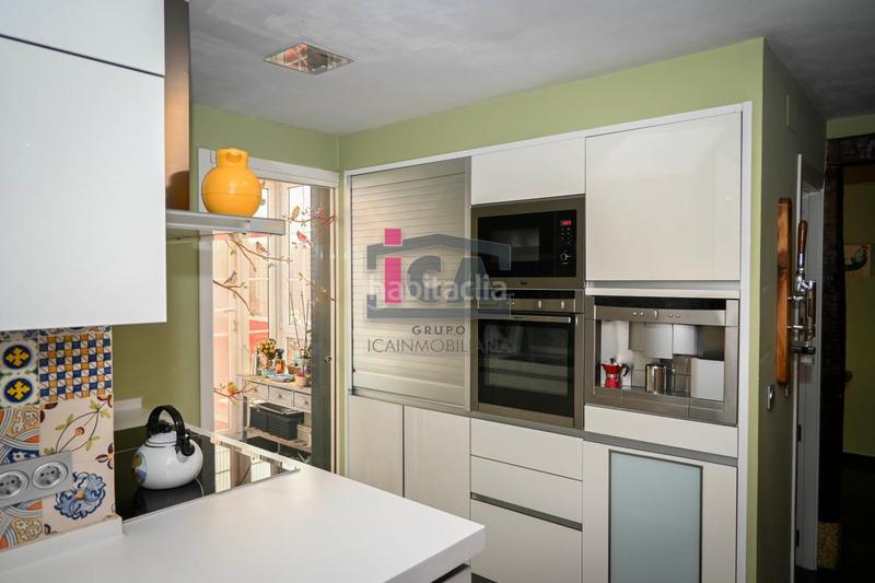 Foto 150d33e7-e23e-4c70-b3ca-8c7e2349e8d1. Pis amb calefacció aparcament a Centro Cáceres