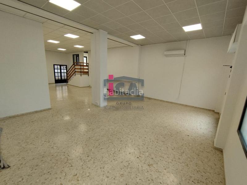 Foto 9b1a55f5-d186-4067-b375-a4b94b6888a0. Rent business premise in Ruta de la Plata Cáceres