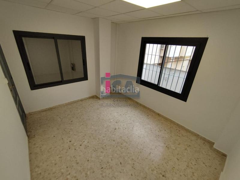 Foto c8e2f8dc-2c31-4b9c-9e12-0783708cfd02. Rent business premise in Ruta de la Plata Cáceres