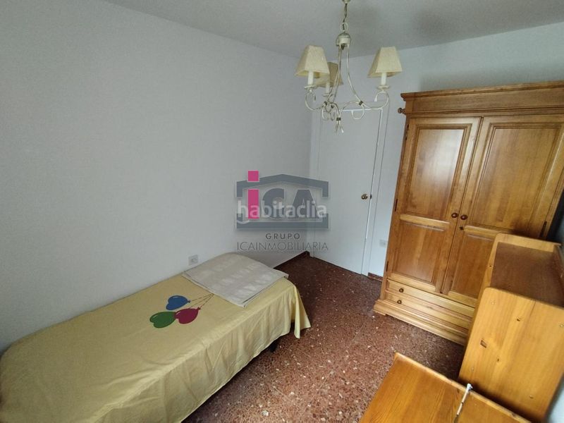Foto b5fcc005-2b29-4d38-b39c-bdd3822a501c. Rent flat with heating in Casco Antiguo Cáceres