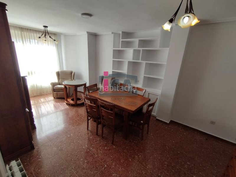 Foto bc5b7877-ddea-4098-9481-4cae4c592ac1. Rent flat with heating in Casco Antiguo Cáceres
