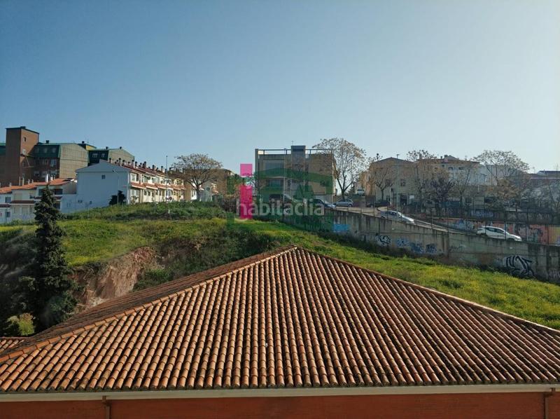 Foto ce8c8dab-9c1e-41a9-bbaf-30ab9af83f49. Alquiler piso en Ruta de la Plata Cáceres
