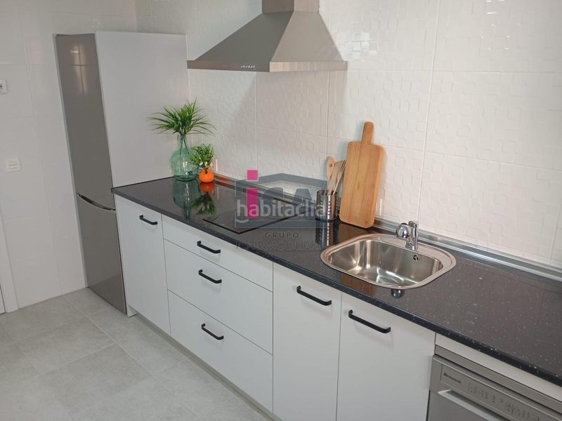 Foto f0f7492a-ff6d-4d3f-854a-7bea036e1cbb. Rent flat with heating pool in nuevo Cáceres Cáceres