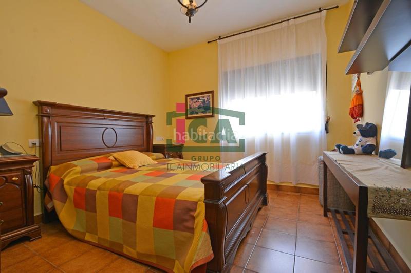 Foto f0b96ec5-b78b-4ea2-b45a-c7f27a97b393. Alquiler piso en Centro Cáceres