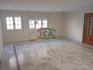 Rent Apartment  Calle san pedro de alcantara