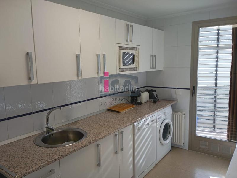 Foto 153cc241-5317-46de-9486-118d12a2e1e0. Location appartement avec chauffage parking dans Centro Cáceres