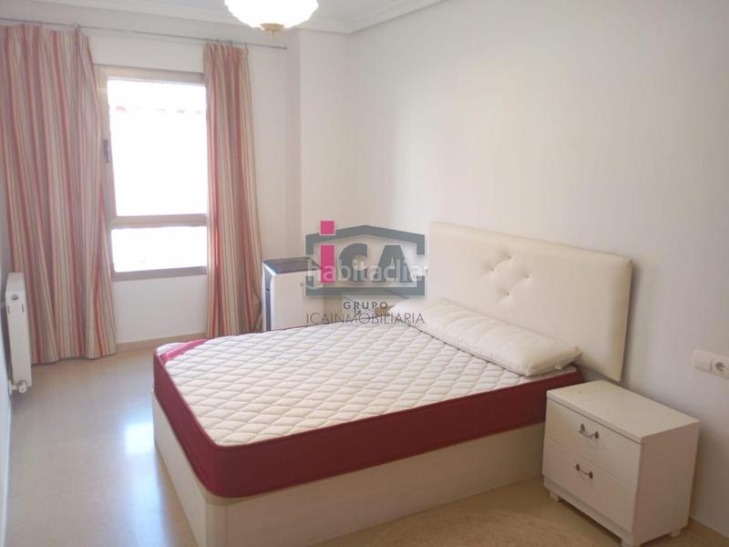 Foto fae5de7b-65aa-4ed7-8e86-75f5c70f2817. Location appartement avec chauffage parking dans Centro Cáceres