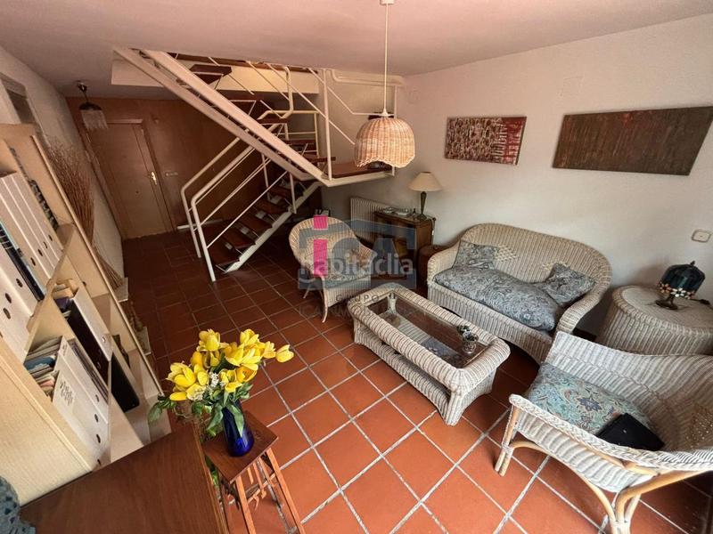 Foto 04b9b944-3ec1-4f66-9736-c885ebd1fdfa. Semi detached house with heating parking in Ruta de la Plata Cáceres