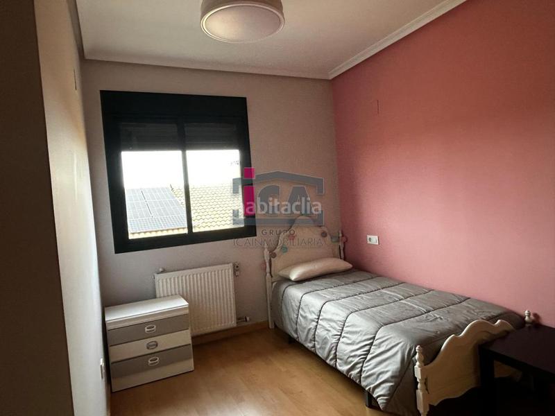 Foto 5b05276d-7821-465a-b278-7f081b41ce49. Affitto casa a schiera con riscaldamento parcheggio in Cáceres