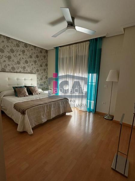 Foto df3f7dd0-5d9d-4d50-89b0-4cd844a35f90. Rent semi detached house with heating parking in Montesol - Mejostilla Cáceres