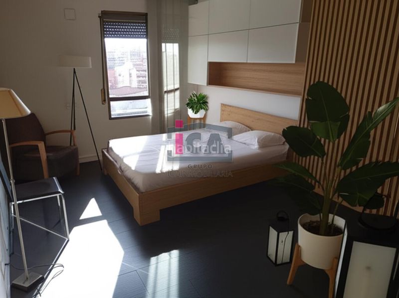 Foto 12a5e3d7-221f-4387-9867-1c42b1dccb22. Apartamento en Centro Cáceres