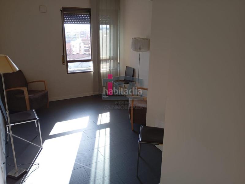 Foto 78cf4094-a715-464b-b2ff-2d6779d838ed. Apartamento en Centro Cáceres