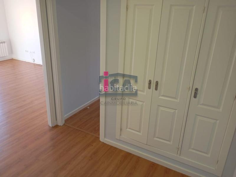 Foto a634e673-1a9b-4997-8c99-b0723550fe34. Location appartement avec chauffage parking piscine dans Cáceres