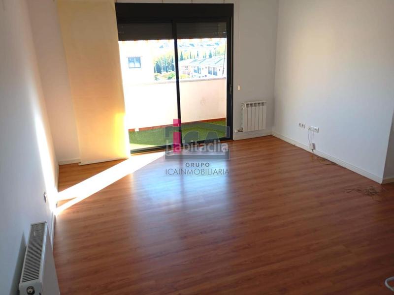 Foto c67e331f-ebba-4eb0-8d43-7927b47bcc78. Location appartement avec chauffage parking piscine dans Cáceres