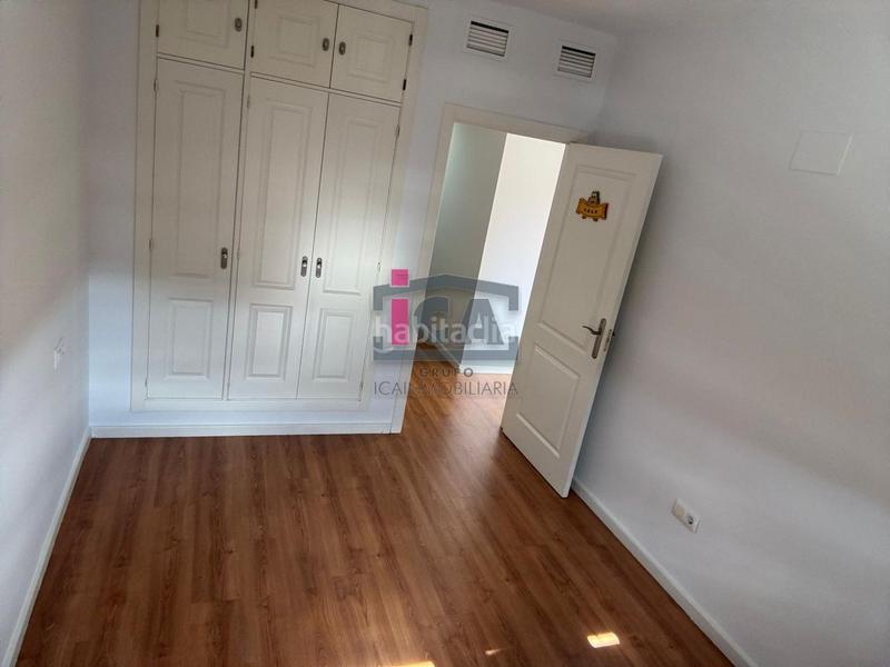 Foto 65e78aad-b32f-46c0-a8de-105bfc1ad1fe. Rent flat with heating parking pool in Montesol - Mejostilla Cáceres