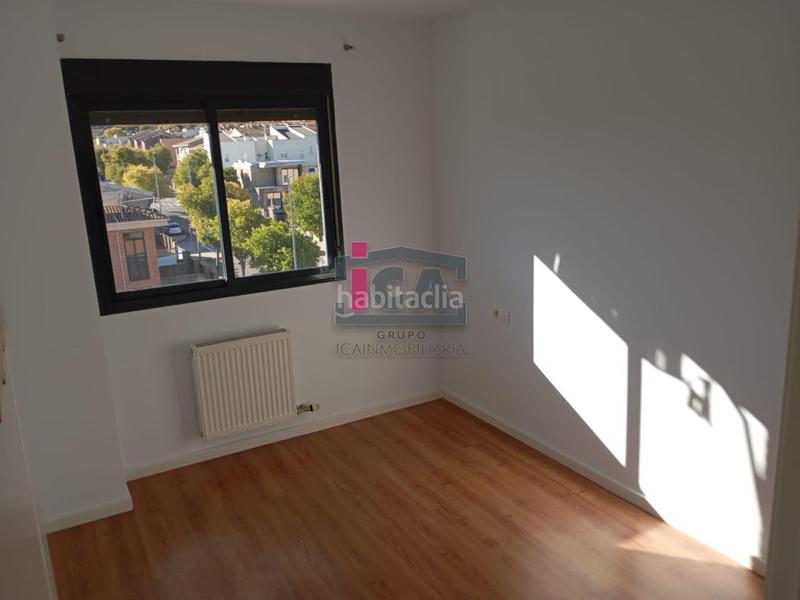 Foto cb393084-50d3-4e9e-b0bb-a151d1d3b188. Rent flat with heating parking pool in Montesol - Mejostilla Cáceres