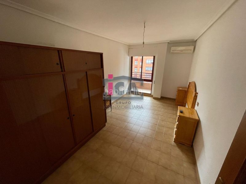 Foto fb26958e-446c-4a10-b608-7b206ce12966. Piso en Centro Cáceres