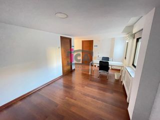 Rent Office space  Avda de españa