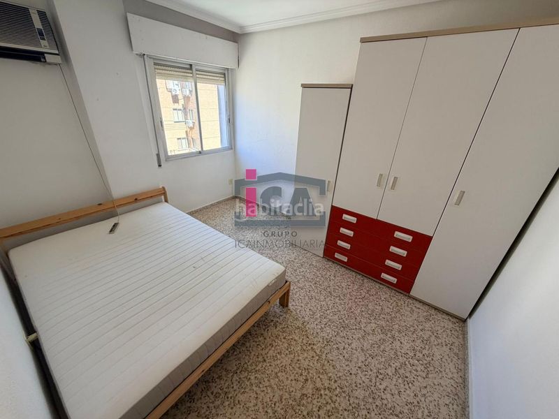 Foto b3d5293f-75e2-4c67-9a4b-3543214cf71c. Flat with heating parking in Centro Cáceres