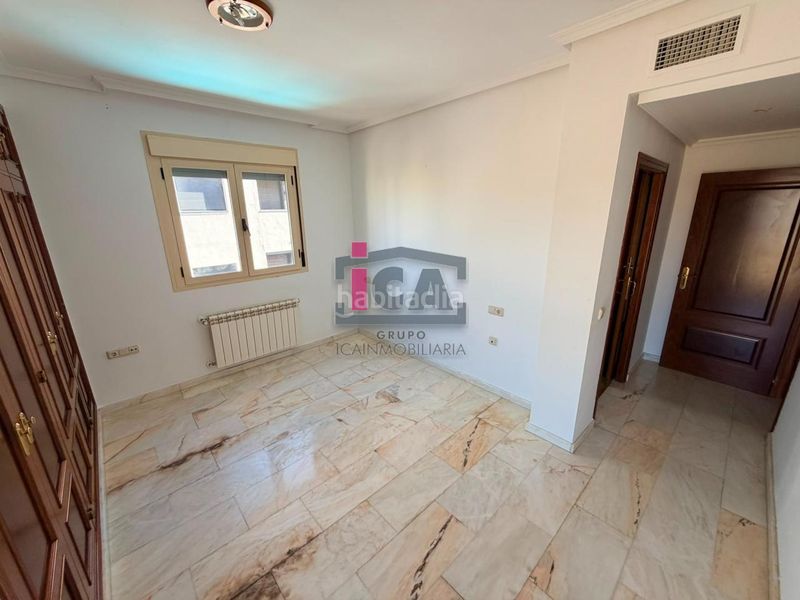 Foto d6a2ce94-7354-4bbe-9814-27a9c61c0a6b. Flat with heating in nuevo Cáceres Cáceres