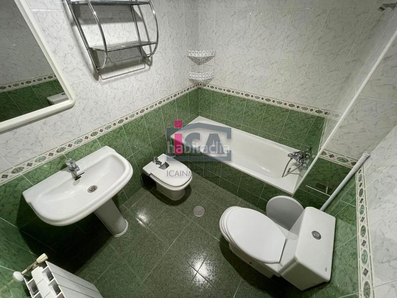 Foto 545c2f2e-f997-4439-906c-b8212e43875e. Rent flat with heating parking in Centro Cáceres