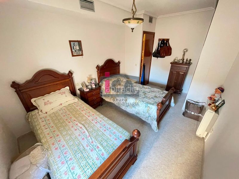 Foto 186cdbd0-36e9-4378-82c9-100213009588. Casa amb calefacció a Malpartida de Cáceres