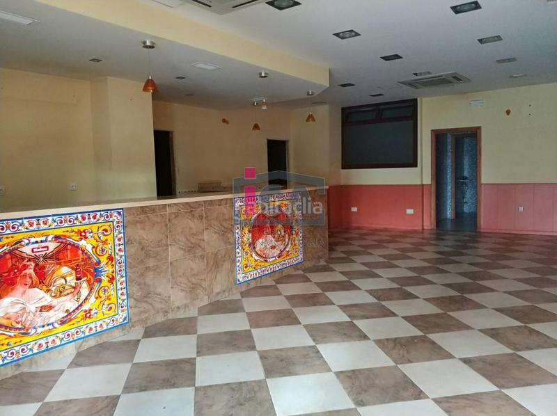 Foto 10ebeab3-f939-4a58-a817-770d7bb9d993. Location local commercial dans Ruta de la Plata Cáceres