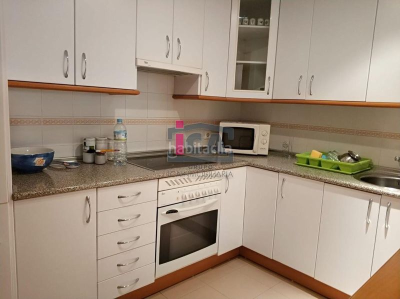 Foto 5bb3667b-a7bd-4048-b827-7a19a213d574. Location appartement avec chauffage parking dans Centro Cáceres