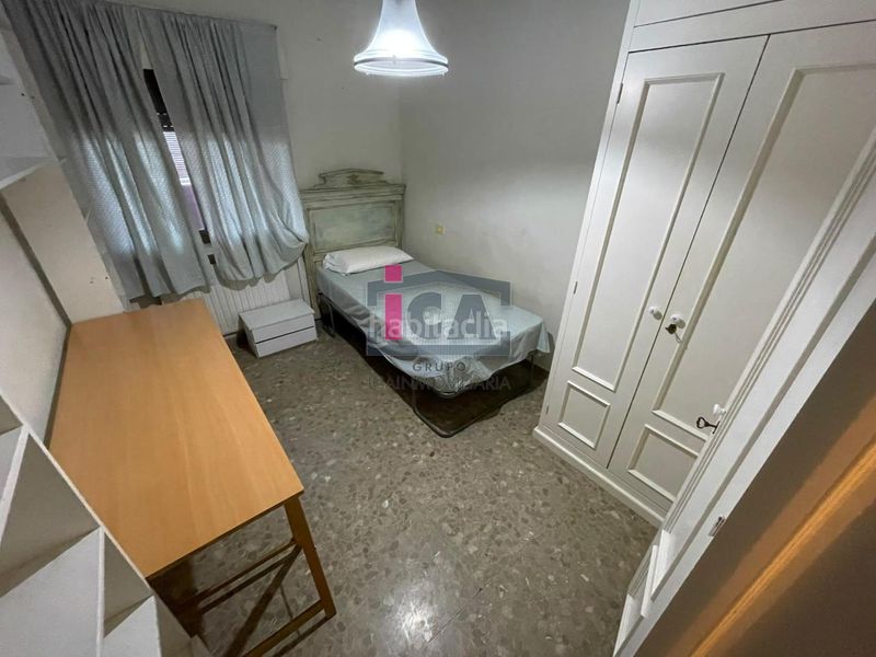 Foto f59984d6-6ffd-4bd4-a15b-e88eb5535807. Rent flat with heating in Centro Cáceres