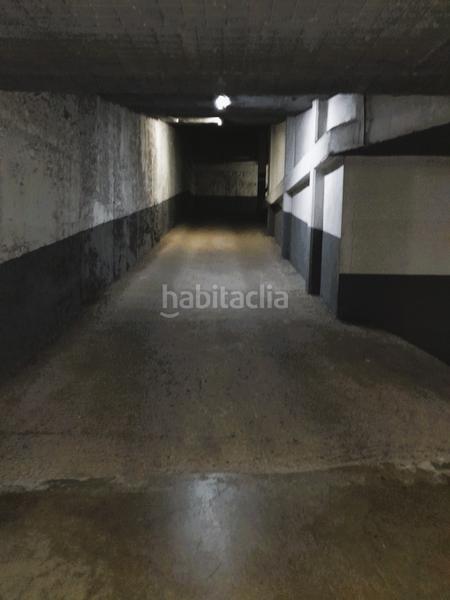 Foto 96ae9205-fc2d-4fbd-a678-701e208d2268. Parking voiture dans Navas Barcelona