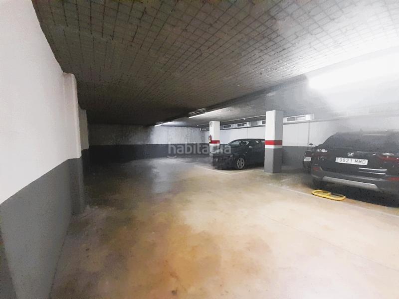 Foto 9b209e67-07c9-4c8c-94c7-6bb9b17d233d. Parking voiture dans Navas Barcelona